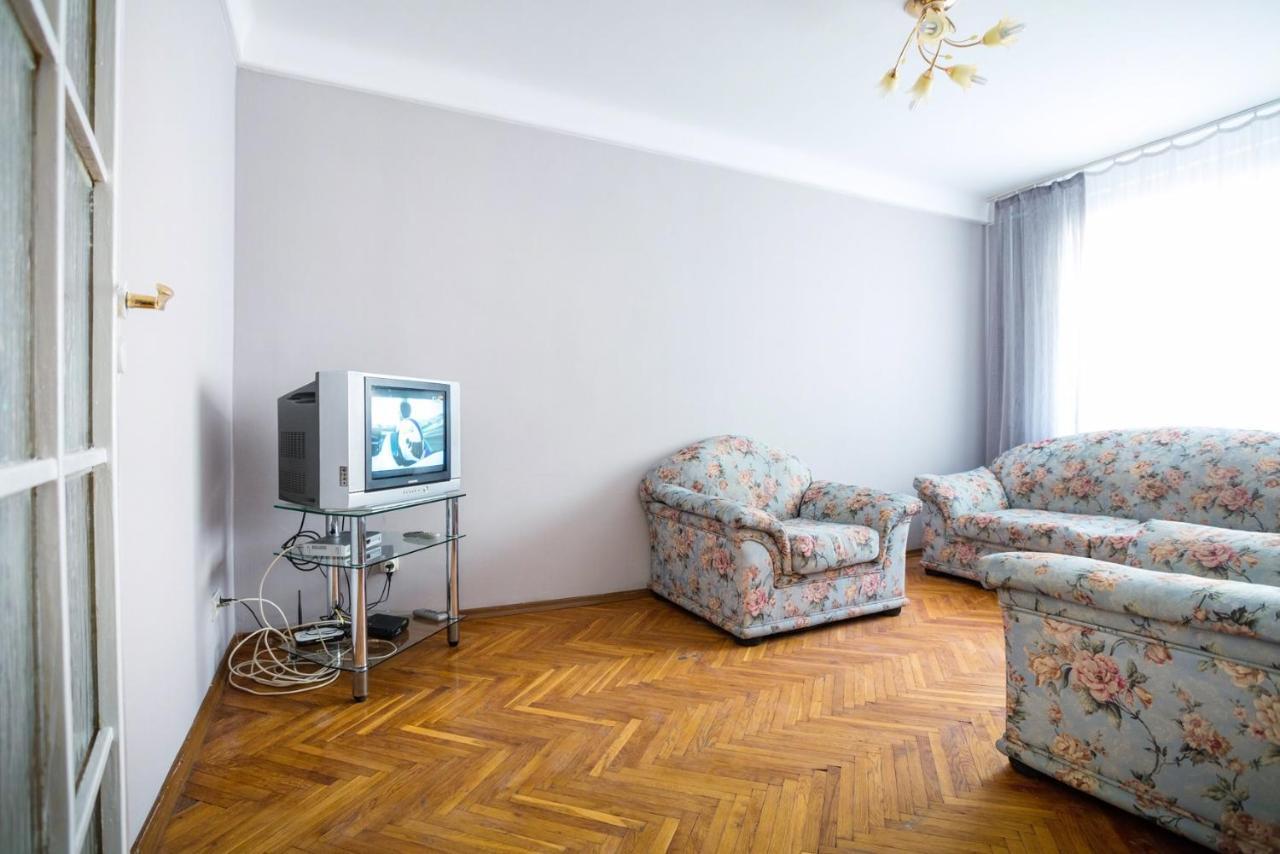 كييف Apartment Near Metro Pecherskaya المظهر الخارجي الصورة